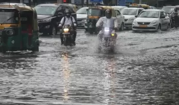 Waterlogging, traffic snarls in Delhi as rains continue